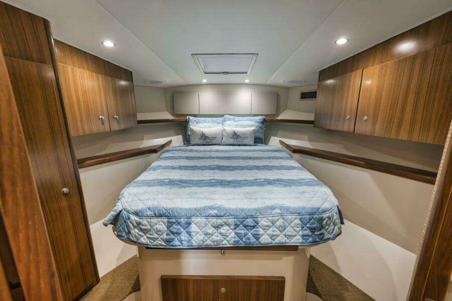 2012 Viking 42 Open