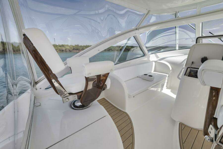 2012 Viking 42 Open