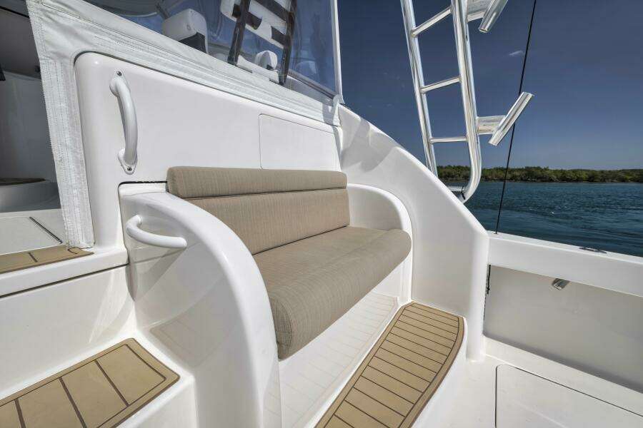 2012 Viking 42 Open