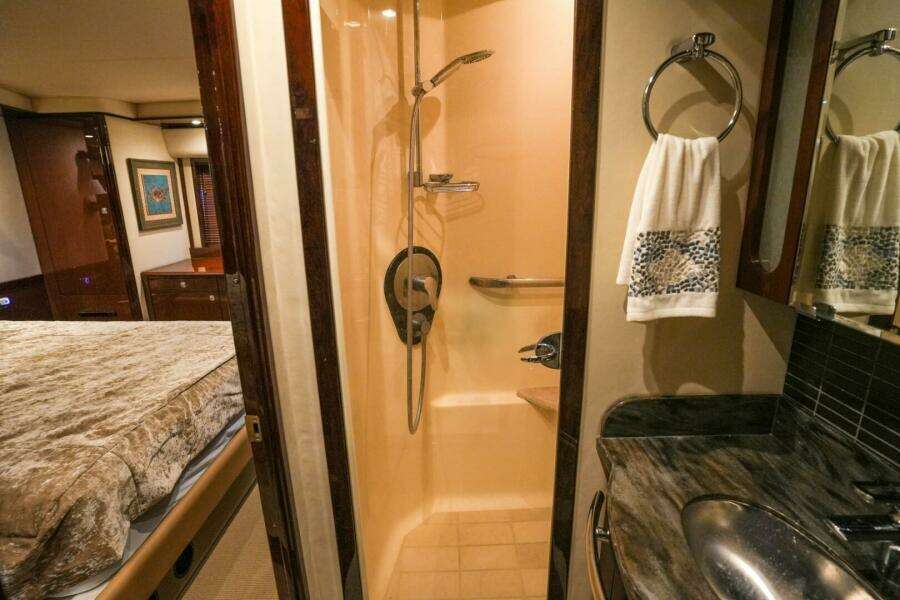 2013 Sea Ray 610 Sundancer