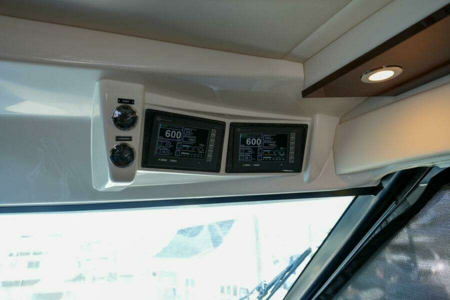 2013 Sea Ray 610 Sundancer