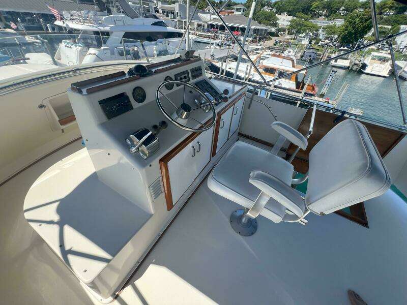 1978 Chris-Craft 410 Motor Yacht