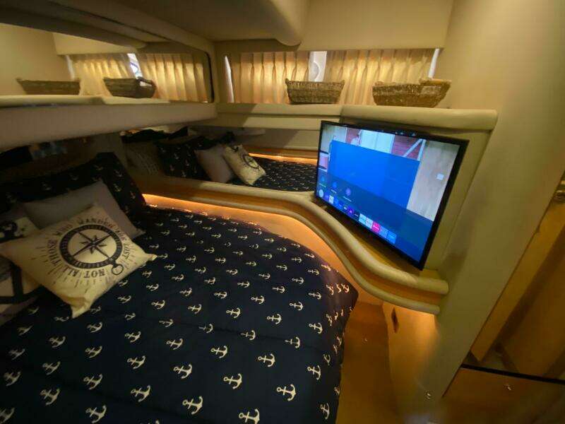 1998 Sea Ray 480 Sedan Bridge