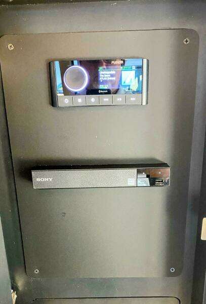 1998 Sea Ray 480 Sedan Bridge