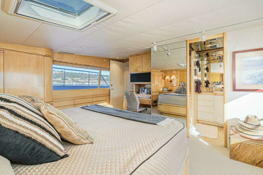 1992 Barattucci Yacht Fisher