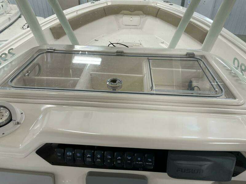 2017 Sailfish 290 Center Console