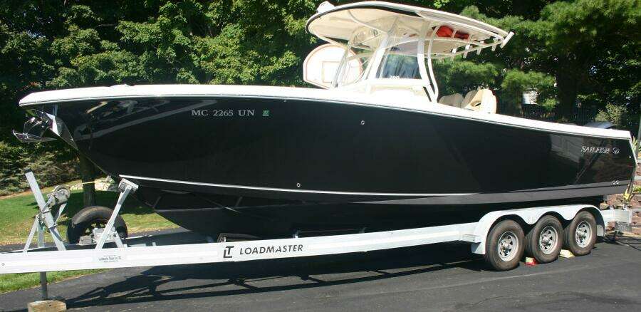 2017 Sailfish 290 Center Console