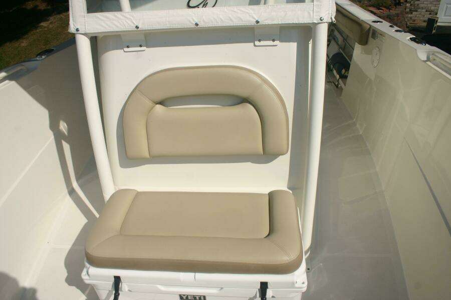 2017 Sailfish 290 Center Console