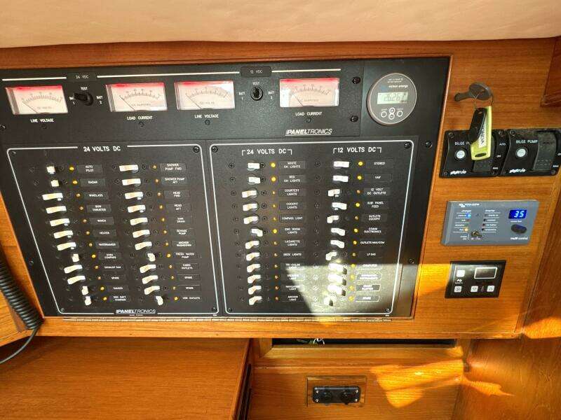 1999 Bowman 48 Aft Cockpit