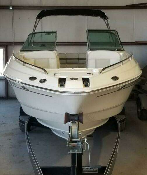 2006 Chaparral 256 SSi