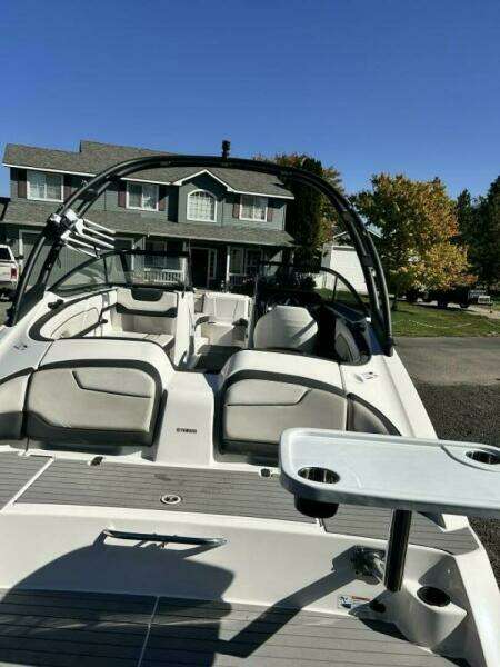 2019 Yamaha Boats AR210