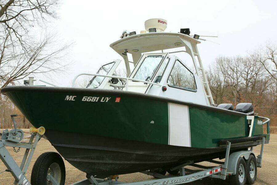 2002 SeaArk 25 V Commander SAMA 365