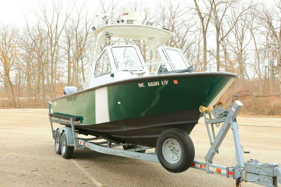 2002 SeaArk 25 V Commander SAMA 365