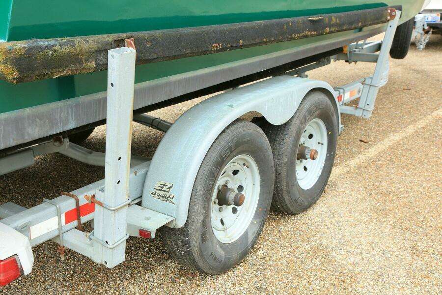 2002 SeaArk 25 V Commander SAMA 365