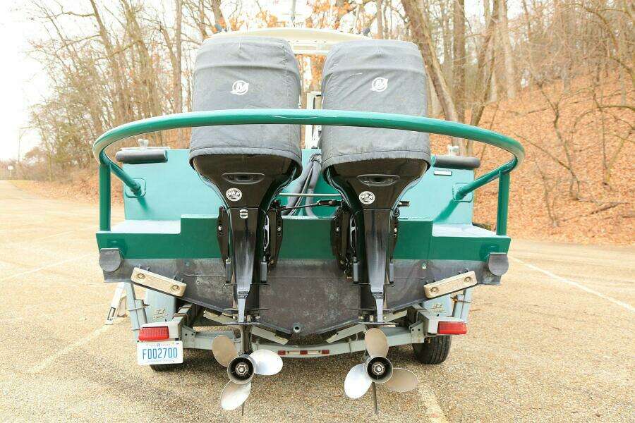 2002 SeaArk 25 V Commander SAMA 365