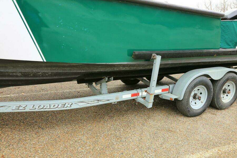 2002 SeaArk 25 V Commander SAMA 365