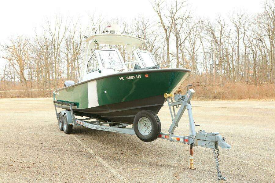 2002 SeaArk 25 V Commander SAMA 365