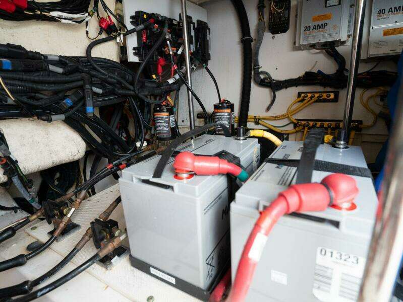 2014 Pursuit SC 365i