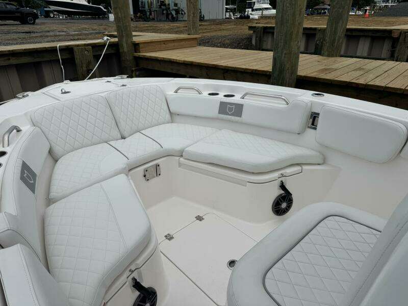 2025 Sea Fox 228 Commander