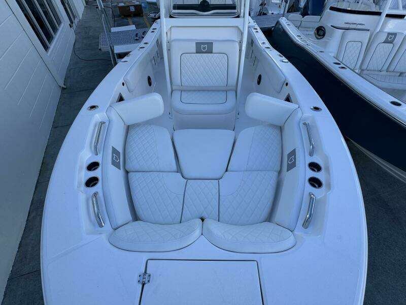 2025 Sea Fox 228 Commander