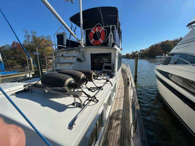 1986 Grand Banks Classic