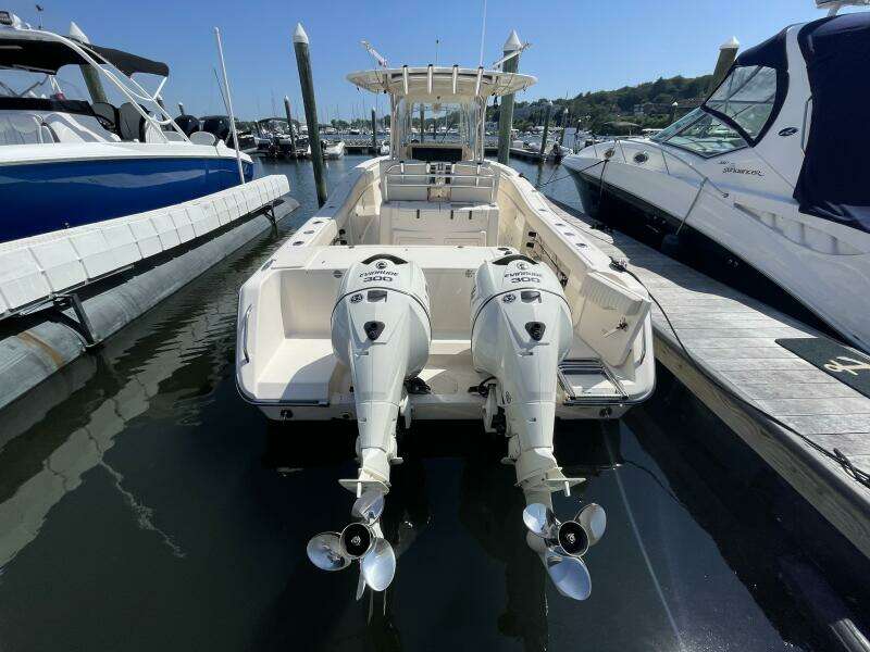 2014 Grady-White 306 Canyon