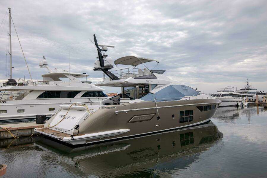 Azimut 70 Triple Play -