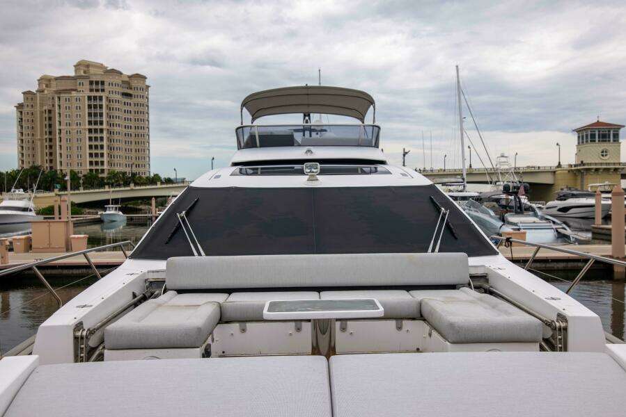 Azimut 70 Triple Play -