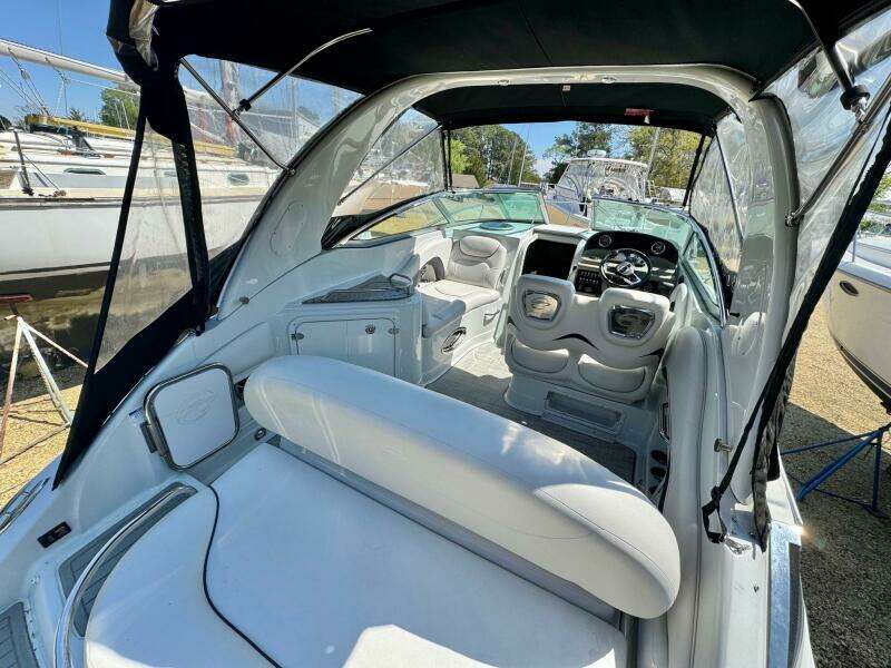 2020 Crownline 264CR