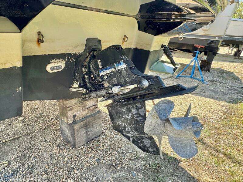 2020 Crownline 264CR