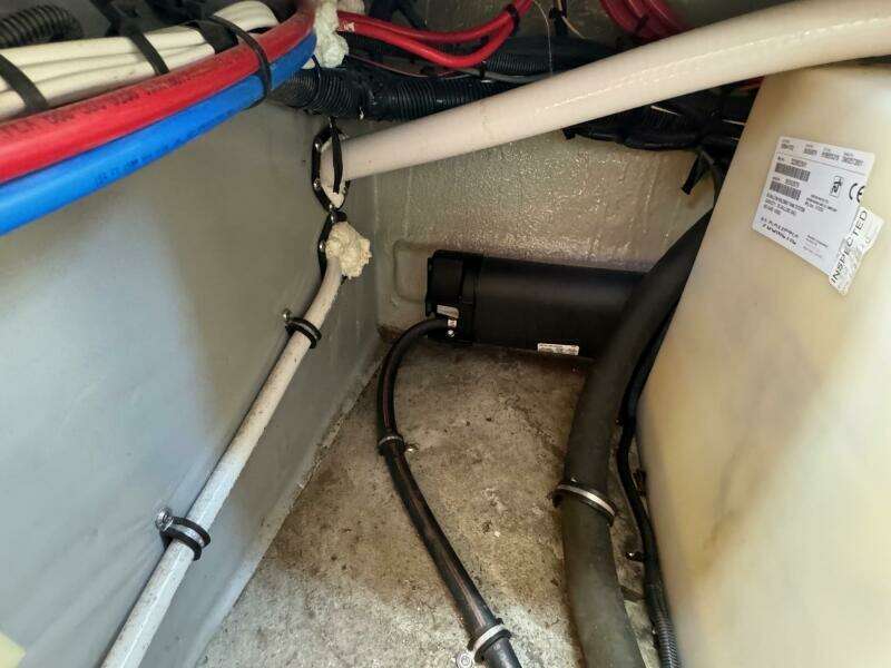 2020 Crownline 264CR