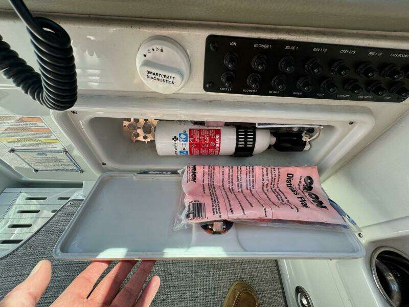 2020 Crownline 264CR