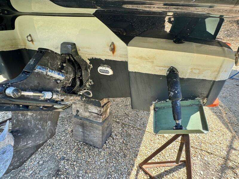 2020 Crownline 264CR