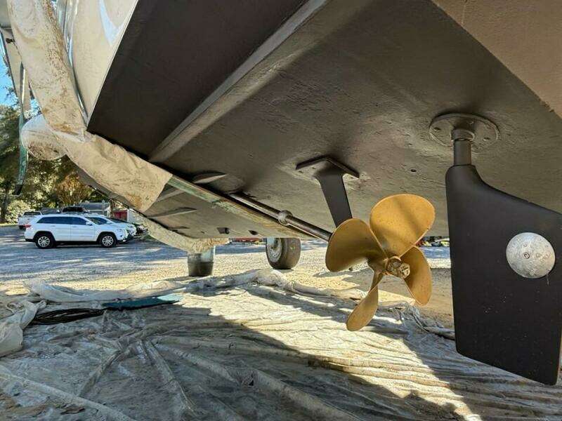 Bertram 31 Viajero- Hull and Prop