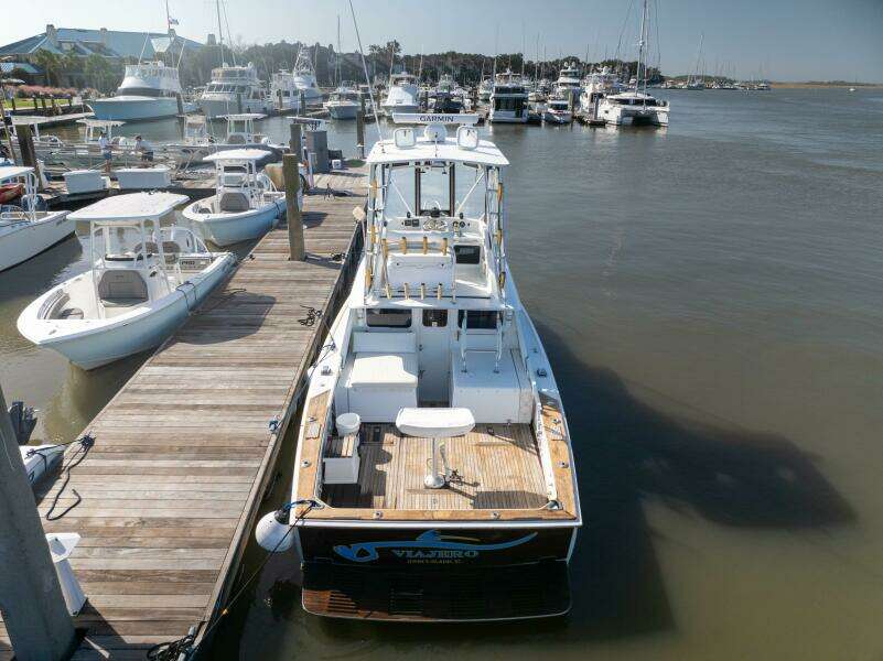 Bertram 31 Viajero- Profile