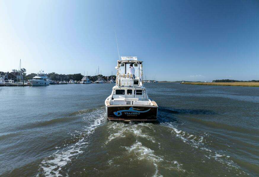 Bertram 31 Viajero- Profile