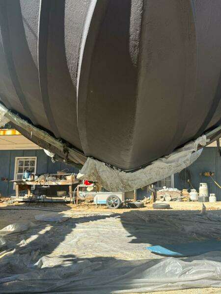 Bertram 31 Viajero- Bottom Paint 