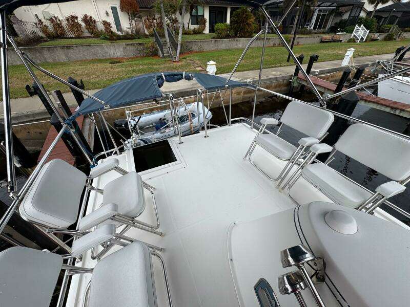 8 Nordic Tug 34 Flybridge Facing Aft