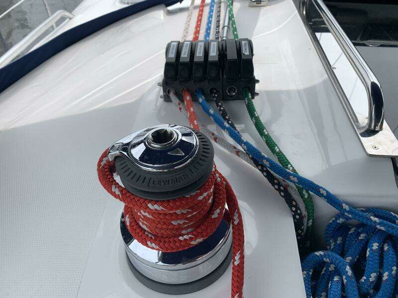 2009 Hunter 45 Deck Salon