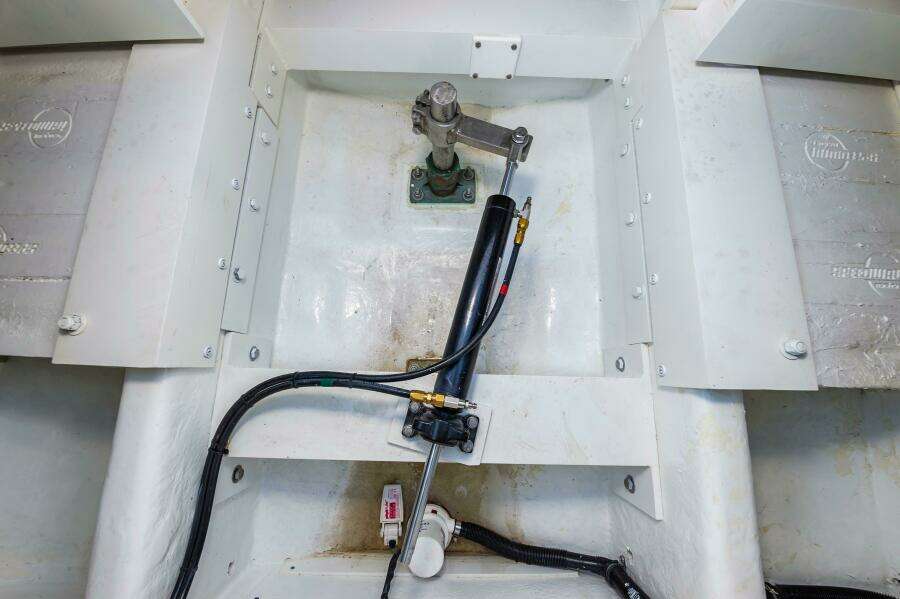 2024 Custom Chesapeake Bay Built Custom 33'