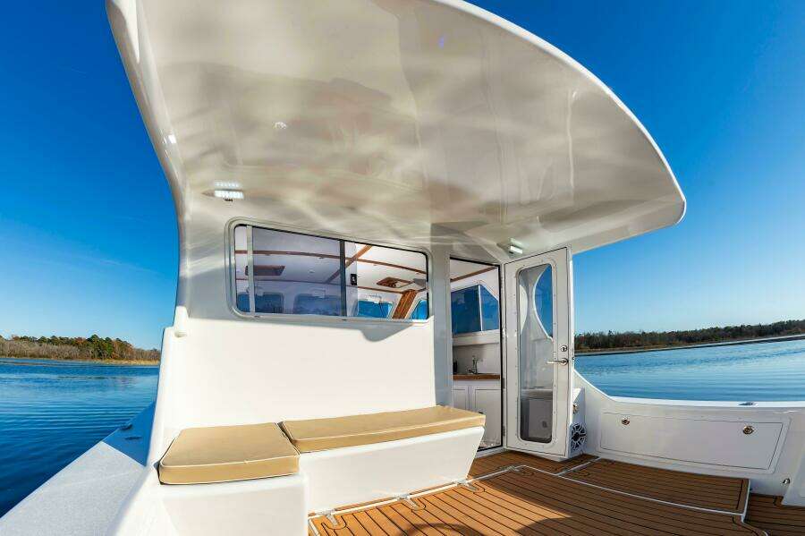 2024 Custom Chesapeake Bay Built Custom 33'