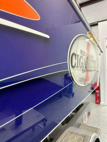 2005 Cigarette 39 Top Gun UNLIMITED