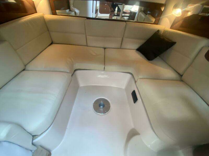 2018 Four Winns 355 Vista