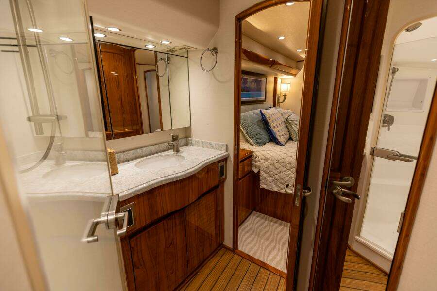 2017 Viking 66 Convertible MISS VICTORIA 