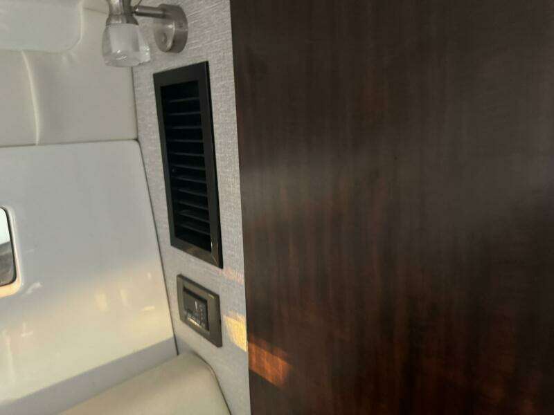 2018 Monterey 295 SY