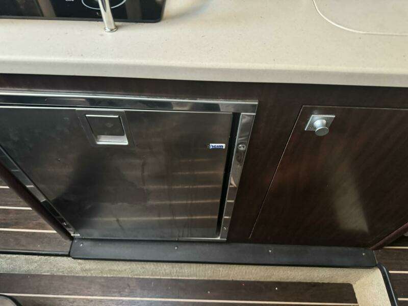 2018 Monterey 295 SY