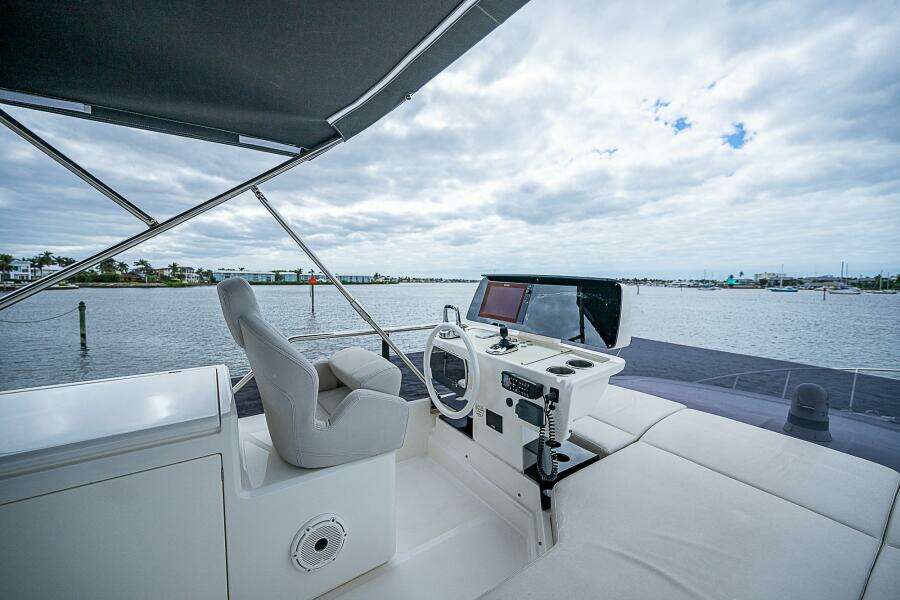 2021 Ferretti Yachts 500