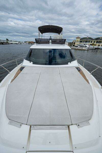 2021 Ferretti Yachts 500