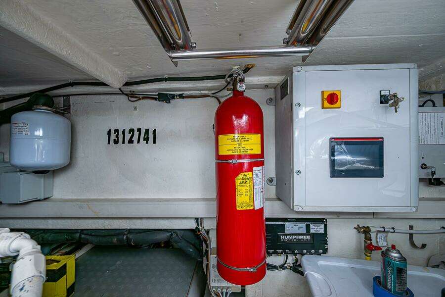 2021 Ferretti Yachts 500