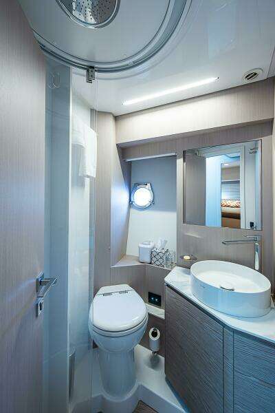 2021 Ferretti Yachts 500